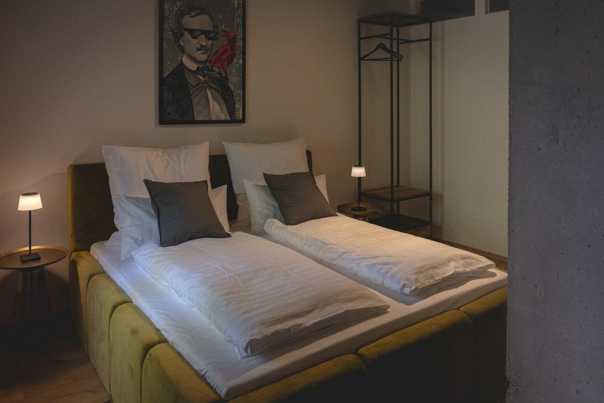 2 Mit Parkplatz Apartment
