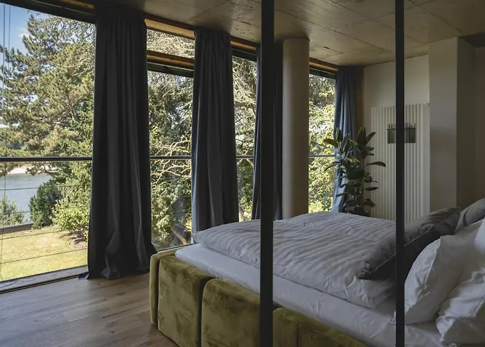 2 Zimmer Apartment Mit Parkplatz