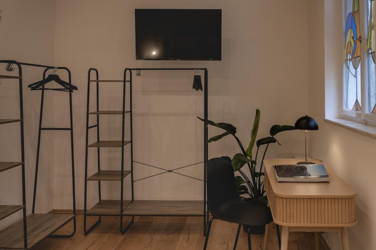 Appartement 2 Mit Parkplatz *